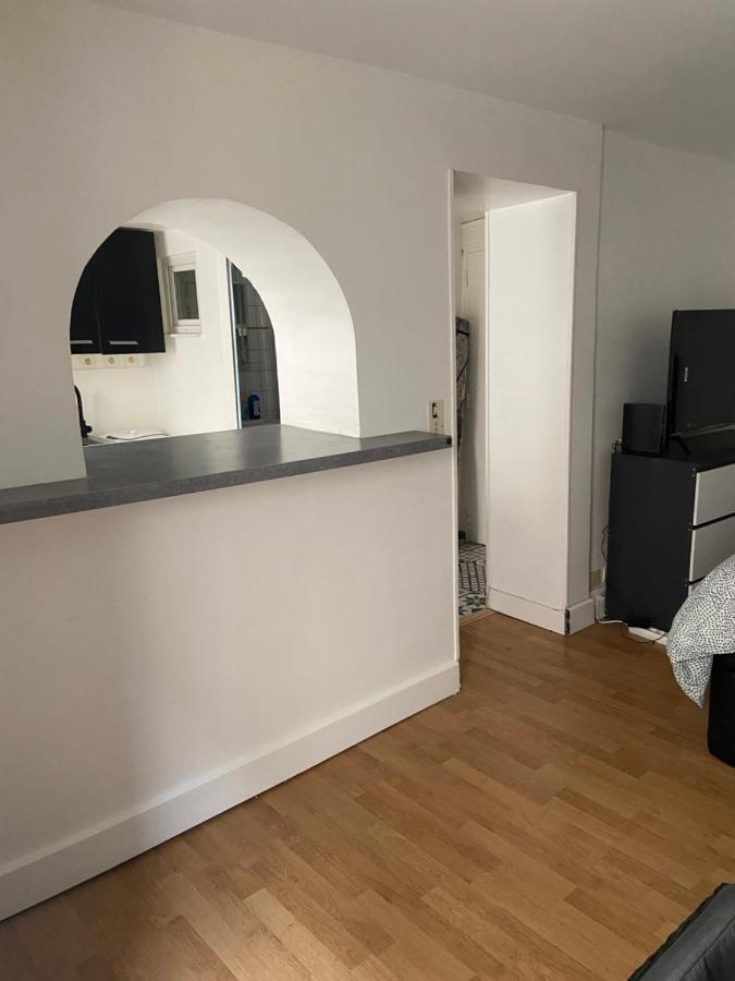 Tres Bel Appartement Montmartre Paris Exterior photo