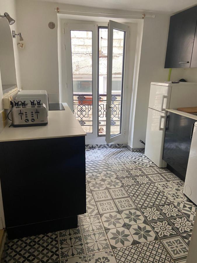 Tres Bel Appartement Montmartre Paris Exterior photo